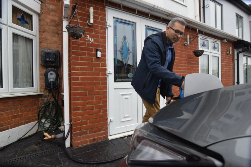 Image for Automakers hope for a cut as two-way EV charging becomes real