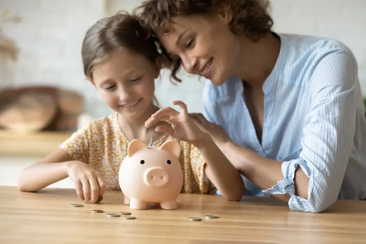 Children learning financial habits through engaging activities - Global Banking & Finance Review