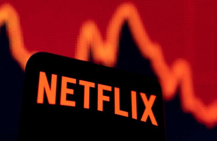Stock graph illustrating Netflix's financial performance amid corporate exits from Russia - Global Banking & Finance Review