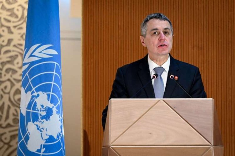 Image for Neutral Swiss adopt EU sanctions against Russia in break with past