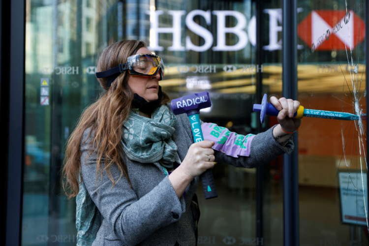 Climate activists shatter 19 windows at HSBC HQ in London’s Canary Wharf