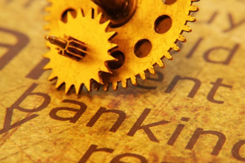 Image for LEGACY BANKS MUST RETHINK IT STRATEGY IN FACE OF CHALLENGERS