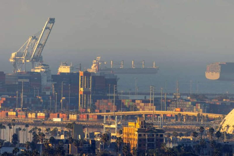 Image for Global supply disruptions could still get worse, central bankers warn