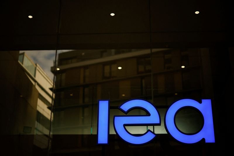 Former IEA oil chief criticizes agency's focus on energy transition - Global Banking & Finance Review