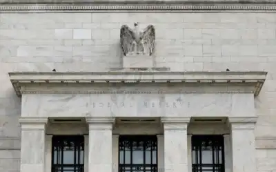 Image for U.S. Fed to let bank leverage exemption expire this month, will review rule
