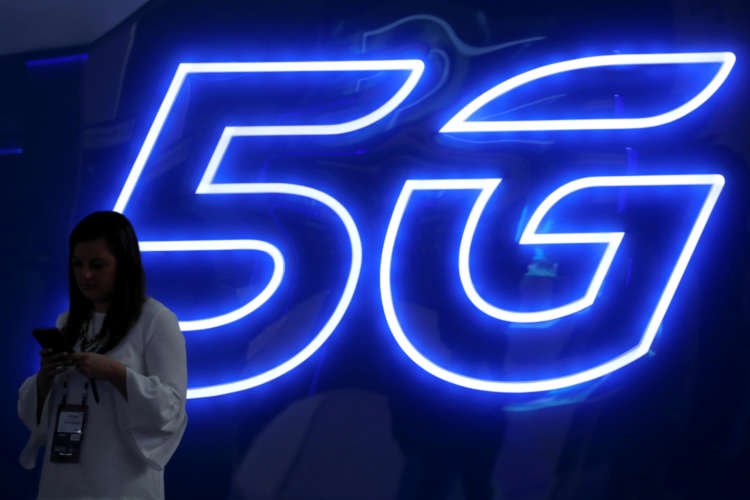 Image for Spain to double 5G licences to 40 years at future auctions
