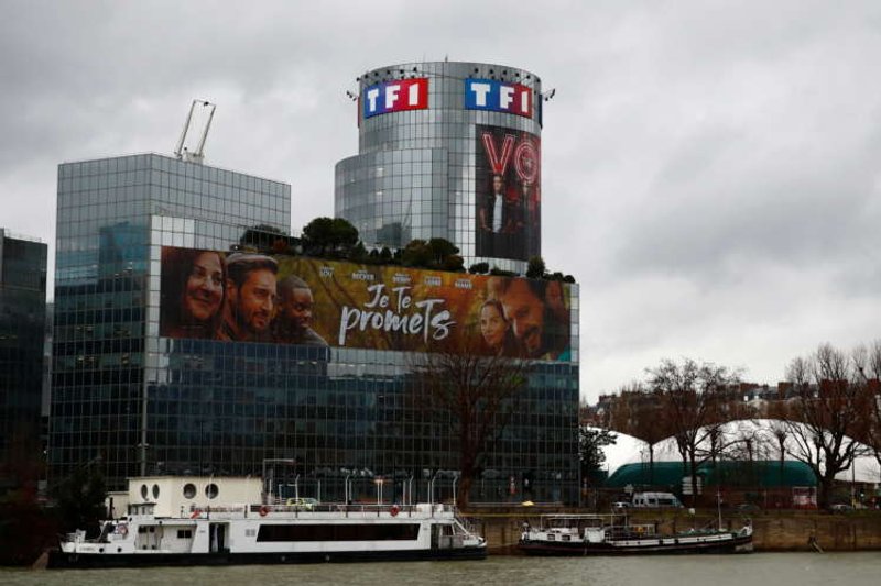 Image for M6, TF1 shares jump on tie-up prospects between TV groups