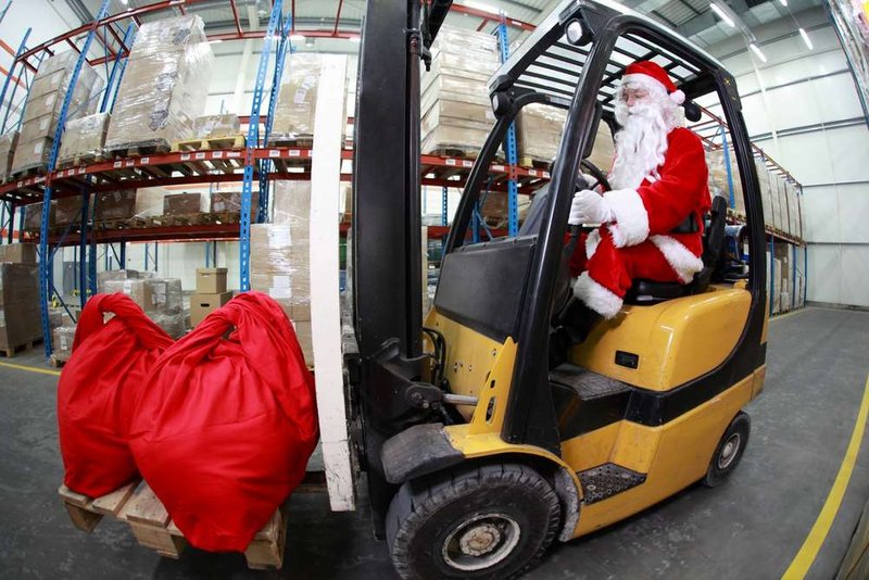 Image for The First Stores to Deliver on Christmas Day Will Have Themselves a Very Merry £1bn Christmas, Says ParcelHero
