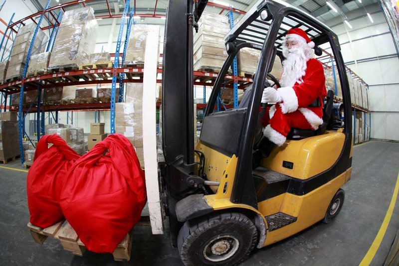Image for The First Stores to Deliver on Christmas Day Will Have Themselves a Very Merry £1bn Christmas, Says ParcelHero