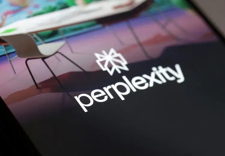 Image for Perplexity AI in funding talks to more than double valuation to $8 billion, WSJ reports