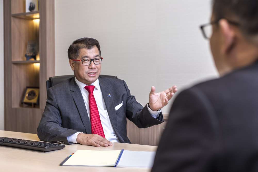 Mr. Chan Kok Choy, Executive Director / General Manager, Vattanac Bank Mr. Chan Kok Choy, Executive Director / General Manager, Vattanac Bank