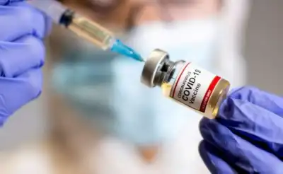 Image for England seeks to make COVID-19 vaccinations compulsory for care workers