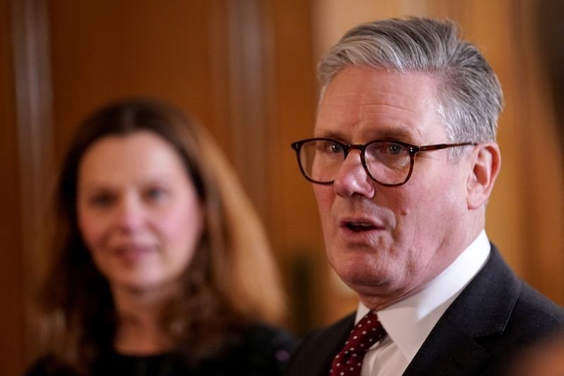 Keir Starmer and Donald Trump discuss UK-US relations - Global Banking & Finance Review