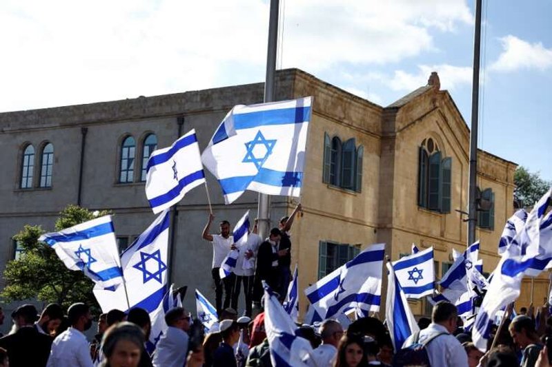 Image for Israeli police stop Jewish nationalist march in Jerusalem amid rising tensions
