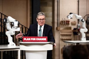 British Prime Minister Keir Starmer discussing AI superpower ambitions - Global Banking & Finance Review