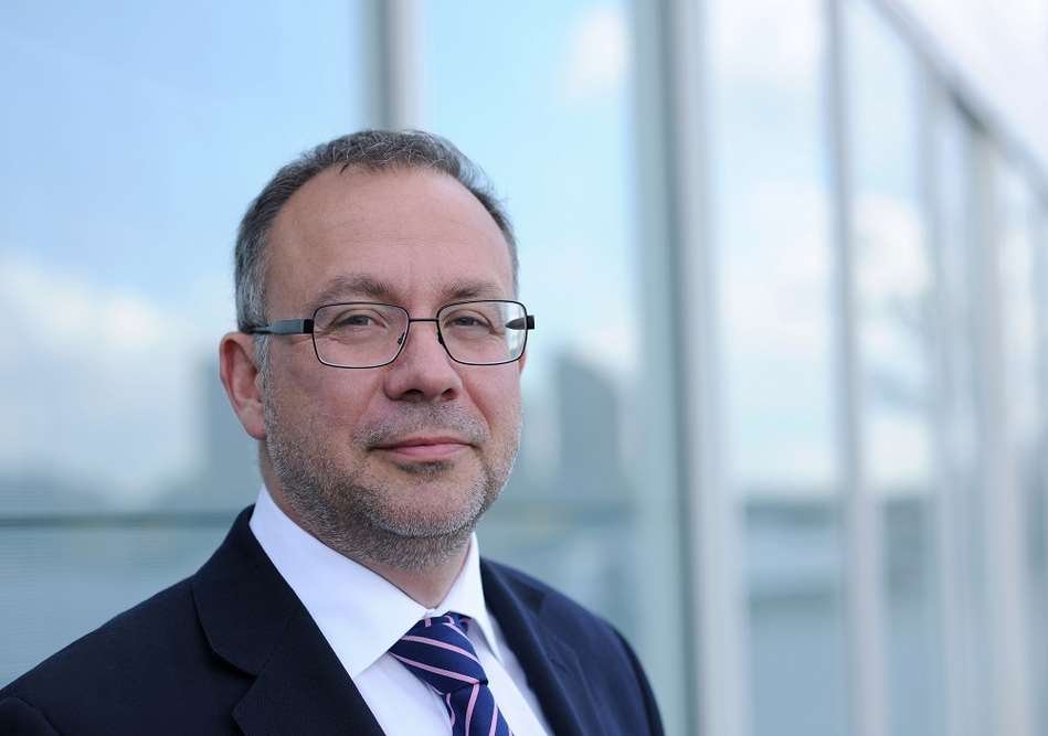 Cliff Moyce discussing legacy IT architectures in banking - Global Banking & Finance Review