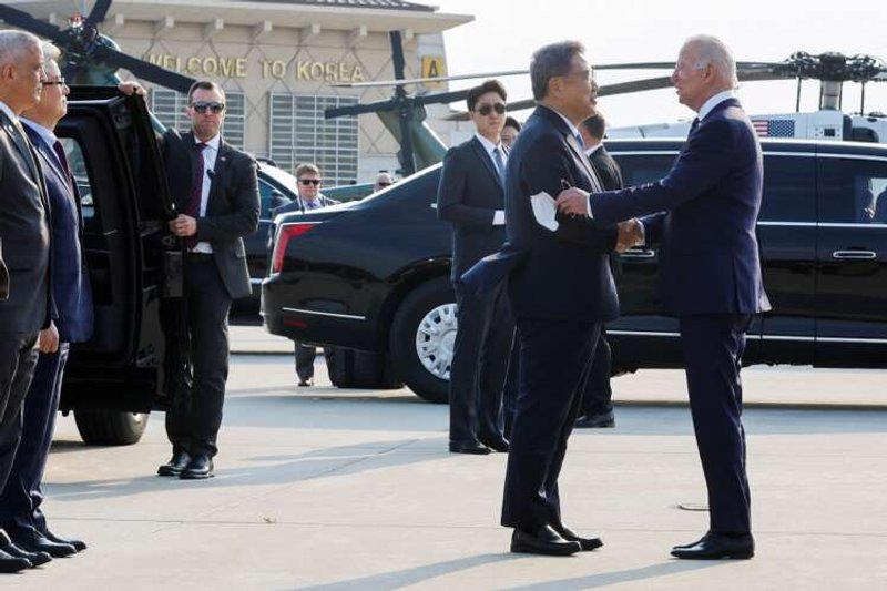 Image for Biden arrives in South Korea for talks with President Yoon