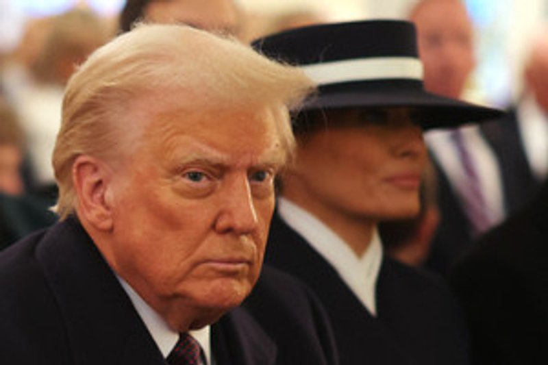 Image for No day-one tariffs from Trump, but he says Canada, Mexico may get duties Feb 1