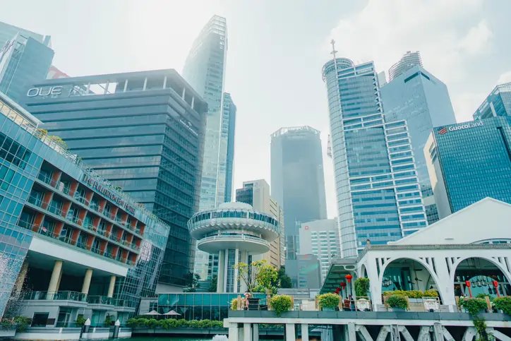 Image for Transforming Investment Management in Singapore: The Impact of Fintech, Robo-Advisors, and AI