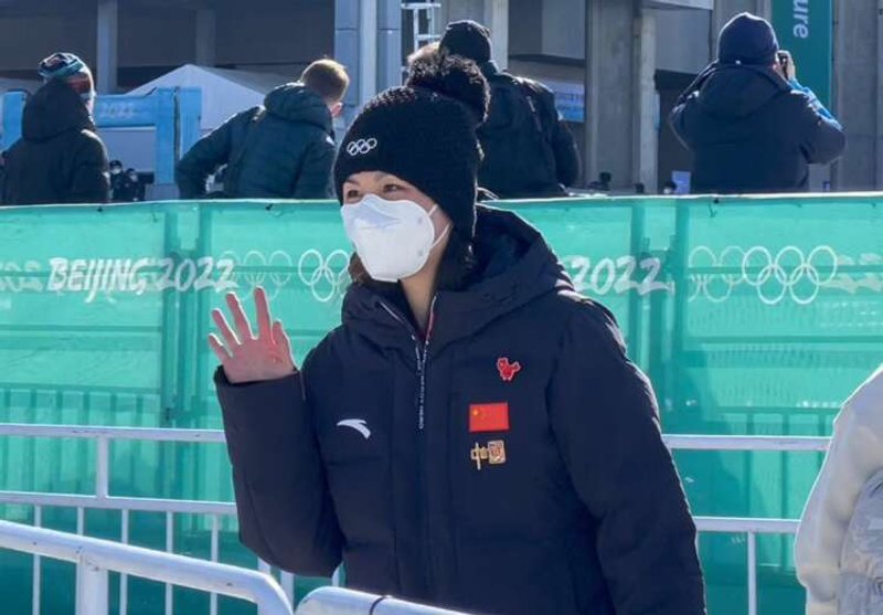 Image for Olympics-Peng Shuai watches as Gu puts China atop medals table