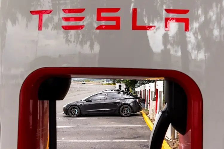 Tesla's electric vehicles with declining profit margins due to price cuts - Global Banking & Finance Review