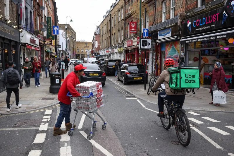Image for UK tells Uber Eats, Deliveroo and Just Eat to tighten rider account controls