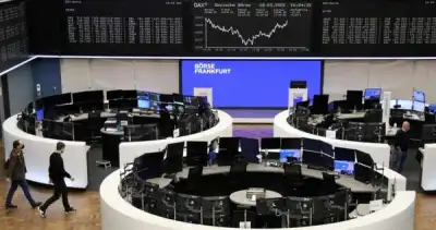 Image for European shares dip in choppy trade, oil stocks cap declines