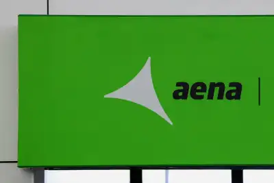 Image for Record passenger traffic lifts Spanish airport operator Aena’s profit