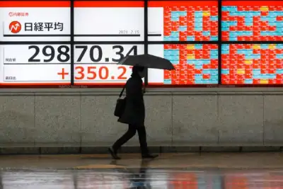 Image for Asia off to slow start ahead of U.S. data deluge