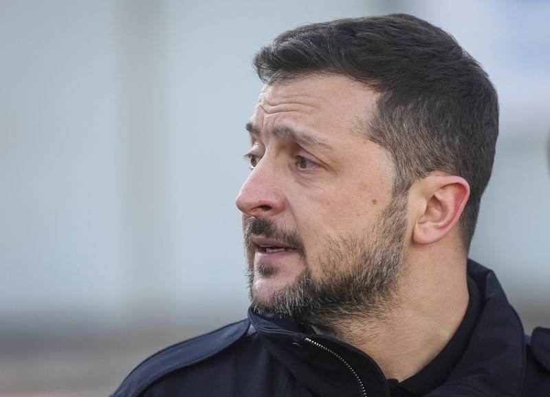 Ukrainian President Zelenskiy discusses peace negotiations with US and Russia - Global Banking & Finance Review