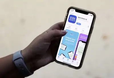 Image for England changes COVID-19 app so fewer people need to isolate