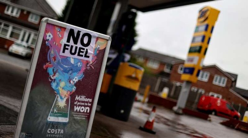 Image for Britain begs drivers: Don’t fill old water bottles with fuel at gas stations