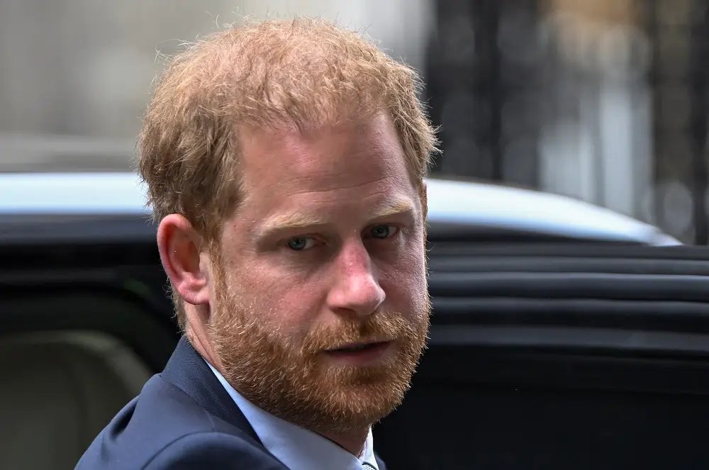 Prince Harry and Elton John discuss legal case against Daily Mail publisher - Global Banking & Finance Review