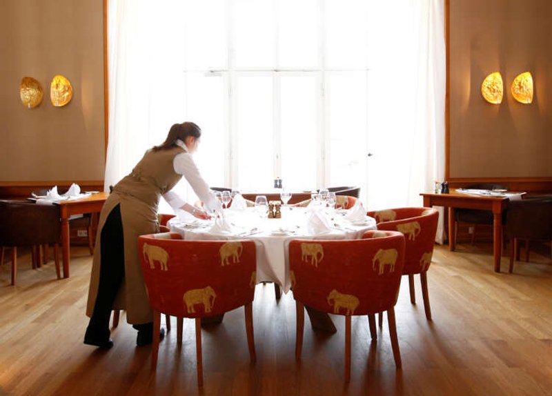 Image for German services sector loses momentum-PMI