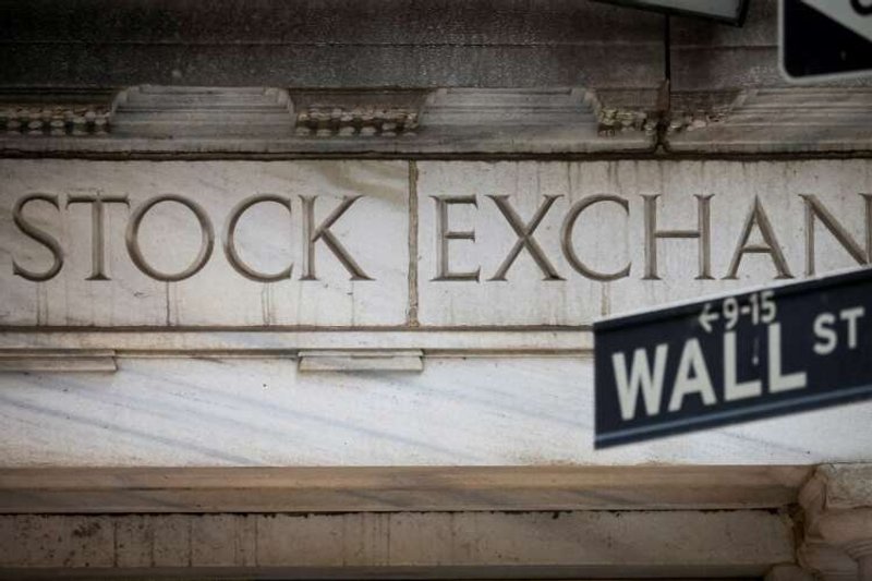 Image for Wall St stocks fall, bond yields rise as China drops quarantine rule