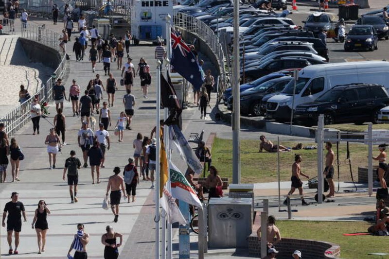 Image for Australian doctors warn of risks to hospitals once COVID-19 curbs ease