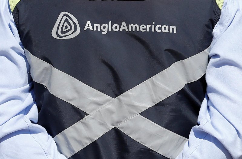 Image for Exclusive-Anglo American starts revamp with hiring freeze, document shows
