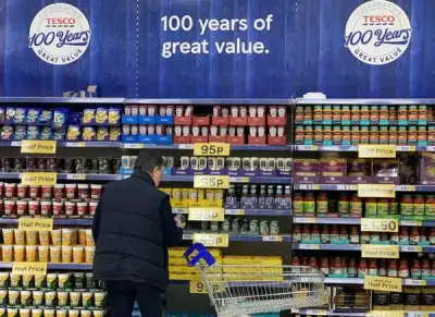 Image for Tesco to give snapshot of UK consumer mood as outlook darkens