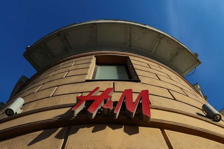Closed H&M store in Moscow amid the company's exit from Russia - Global Banking & Finance Review