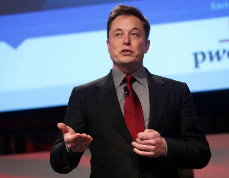 Image for Elon Musk targets Twitter with $41 billion cash takeover offer
