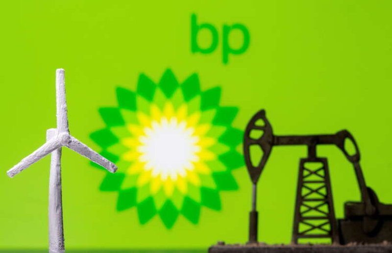 Image for Investor group sets tough climate blueprint for Big Oil