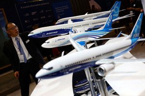 Boeing jets on the runway reflecting 2024 delivery challenges - Global Banking & Finance Review