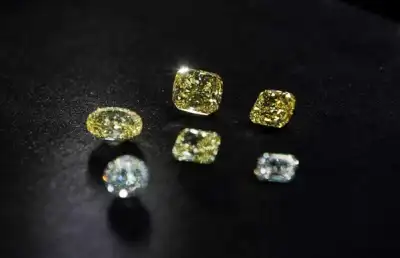 Image for Exclusive-G7 to discuss four versions of Russian diamond ban this week- sources