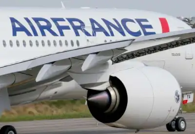 Image for Air France KLM and Accor shares fall after U.S. travel warning on France’s COVID rates