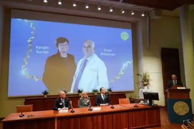 Image for Hungarian and US scientists win Nobel for COVID-19 vaccine discoveries
