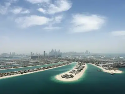 Image for Dubai’s high-end property sales undented by drop in listings, consultancy says