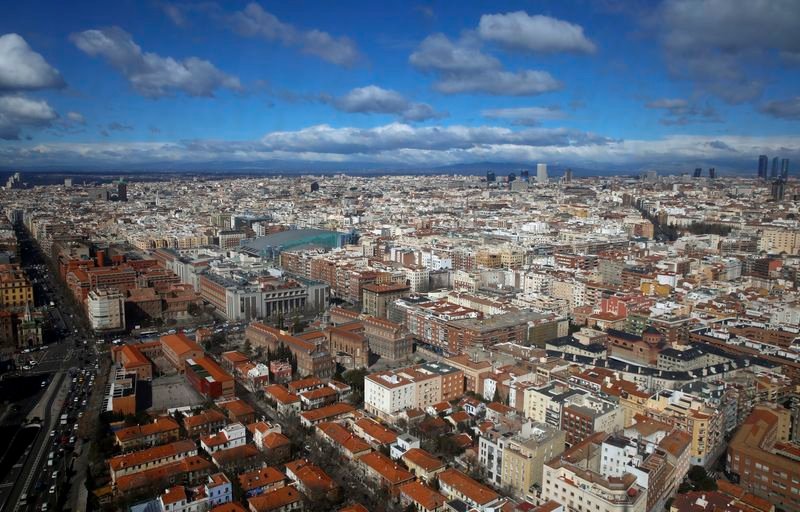 Graph showing Spain's economy growth at 3.2% in 2024, outpacing euro zone - Global Banking & Finance Review