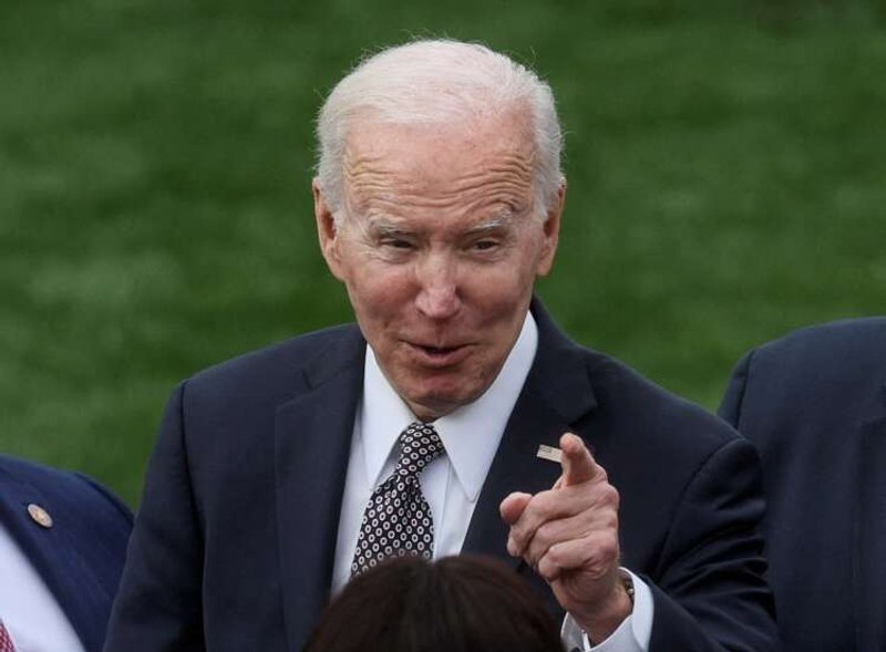 Image for Biden, Johnson, Trudeau pledge artillery for Ukraine in battle against Russia