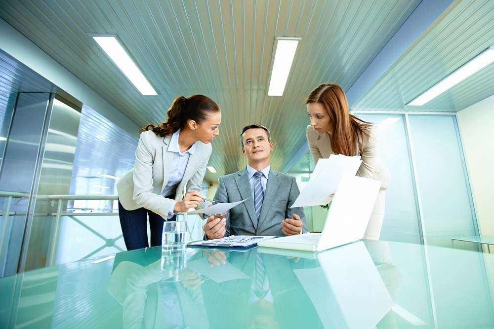 Dale Gillham discussing investment myths and strategies in finance - Global Banking & Finance Review