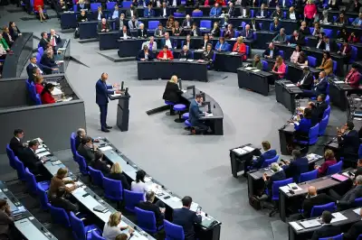 Image for Scholz, fighting for survival, says Germans should not choose between security and prosperity